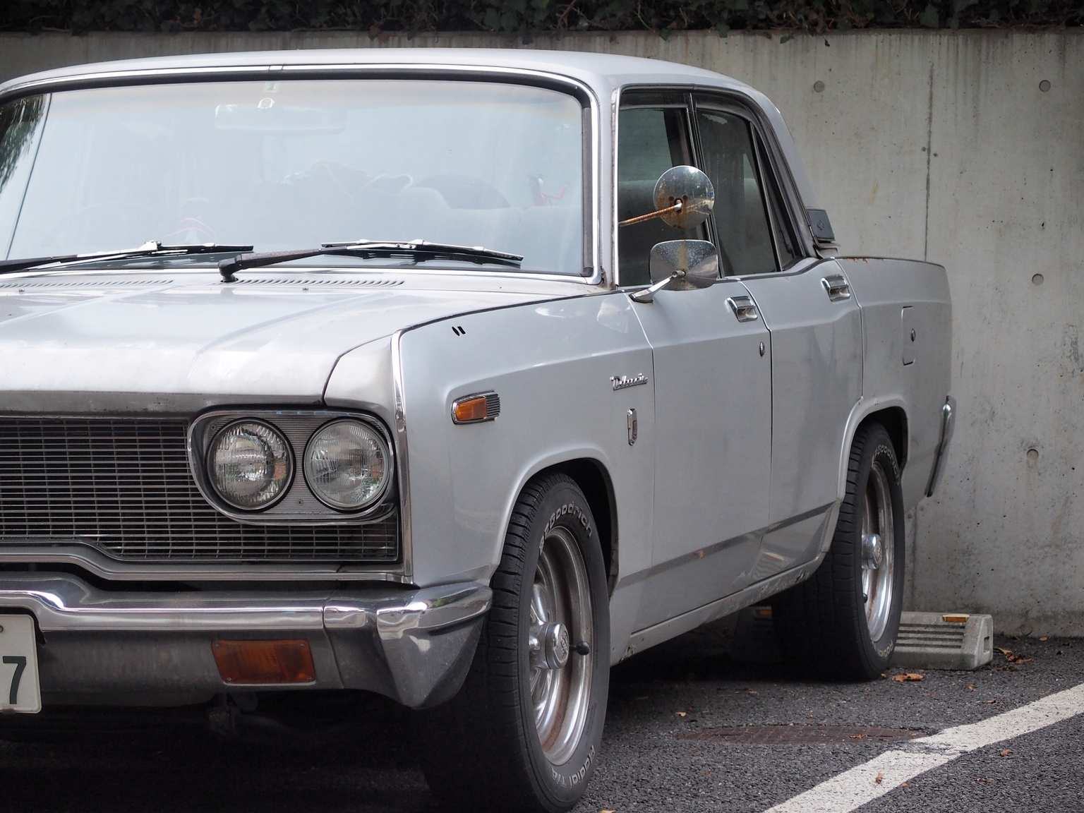 Old car 2?